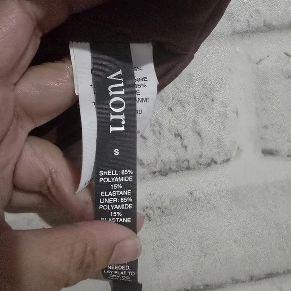 EUC Vuori Evolve Square Neck Sports Bra Burgundy Size S - Picture 8 of 9